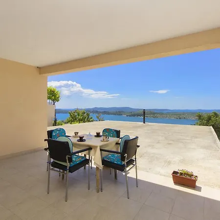 Bulat Sea View Apartamento *